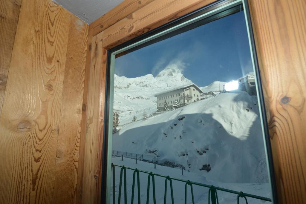 Mollino Rooms Брей-Червиния Номер фото