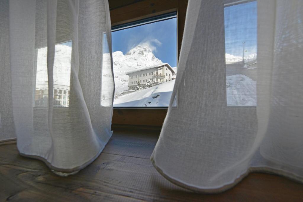 Mollino Rooms Брей-Червиния Номер фото