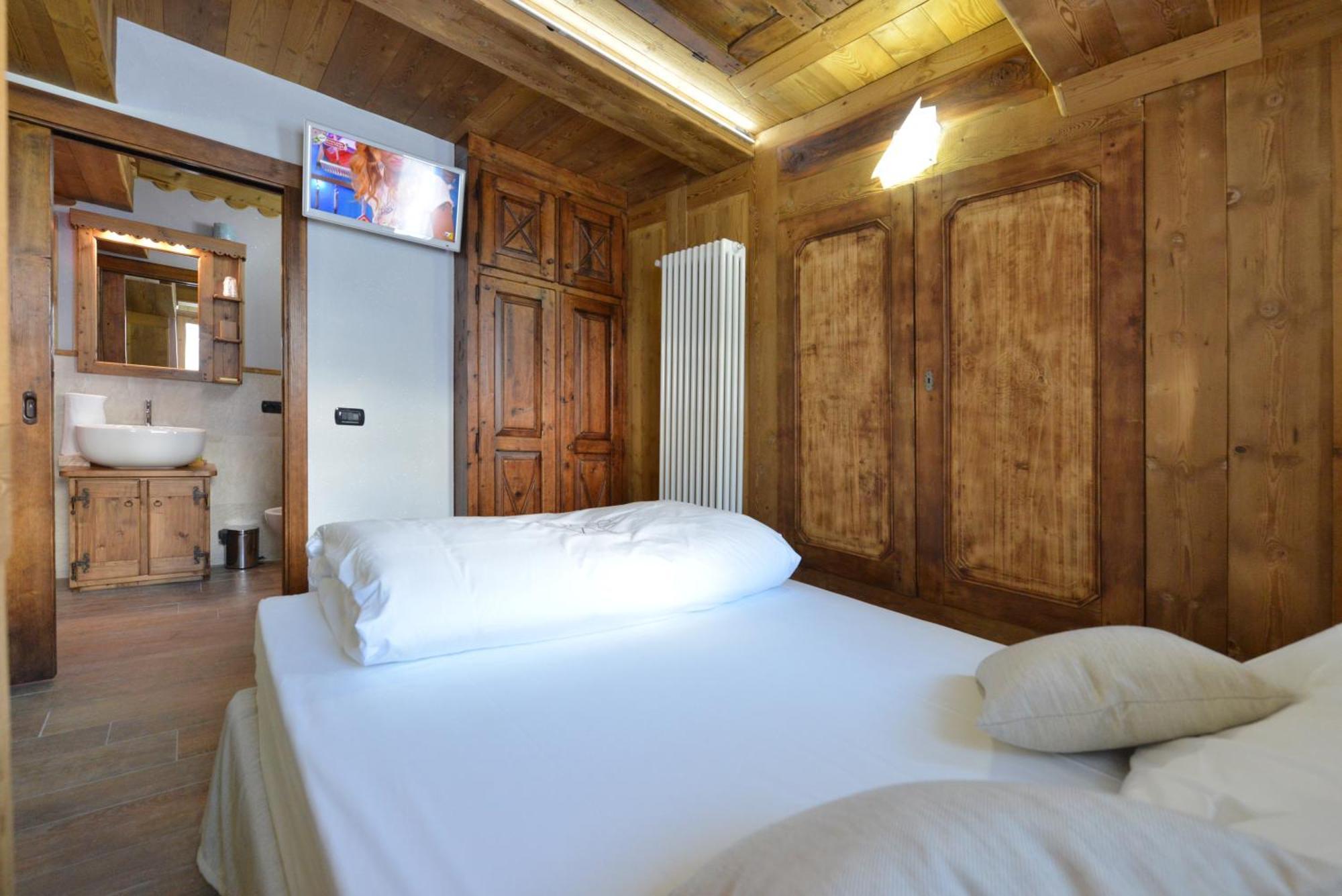 Mollino Rooms Брей-Червиния Экстерьер фото