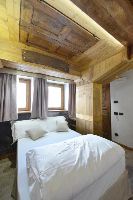 Mollino Rooms Брей-Червиния Номер фото